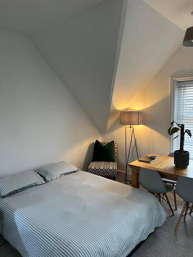 Wonderful West End - Parking Inc Apartment โฟล์กสตัน ภายนอก รูปภาพ